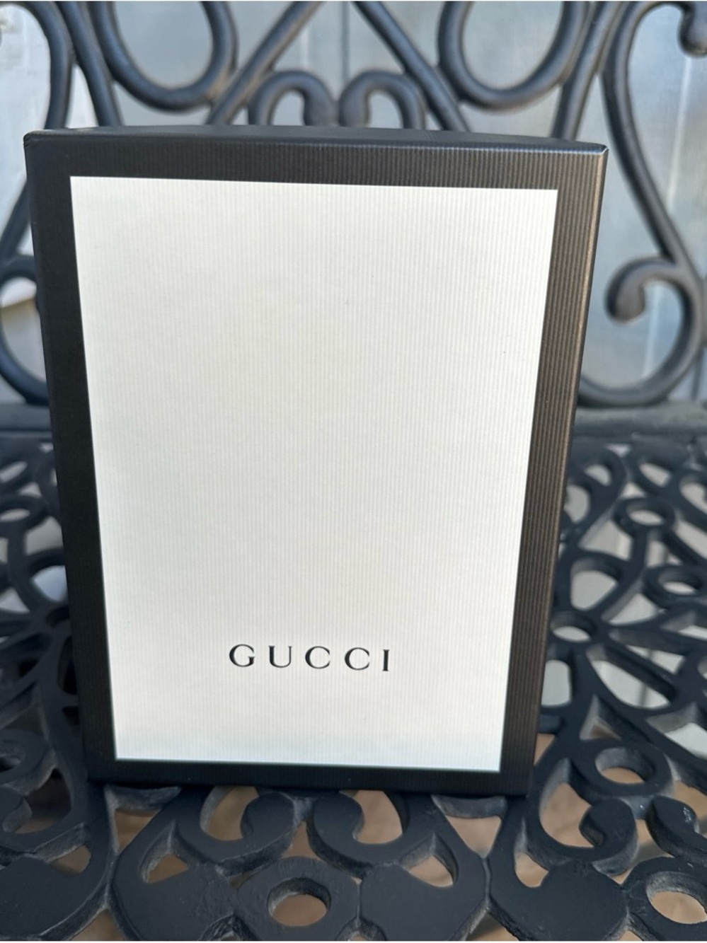 Gucci pink leather belt with silver logo buckle